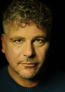 Marcus D'Amico
as Michael 