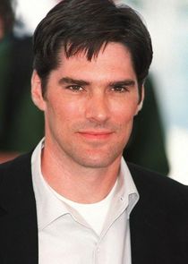 Thomas Gibson
as Beauchamp Day