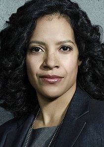 Zabryna Guevara
as Renee Garcia