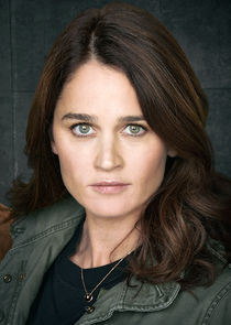 Robin Tunney
as Maya Travis
