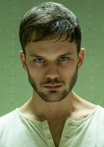 Jeremy Irvine
as J. Randolph Bentley