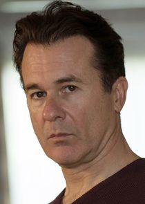 Peter Sullivan
as Frank Stanfield