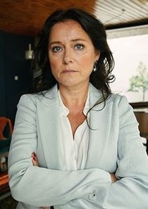 Sidse Babett Knudsen
as Harriet Paulsen