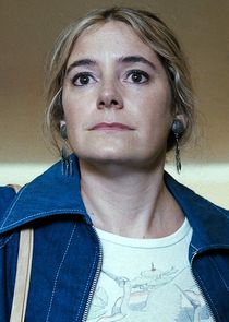 Jamie Neumann
as Ashley