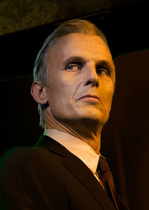 Richard Sammel
as Thomas Eichhorst