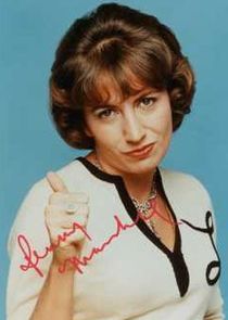 Penny Marshall
as Myrna Turner