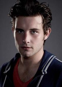 Nico Tortorella
as Jacob Wells