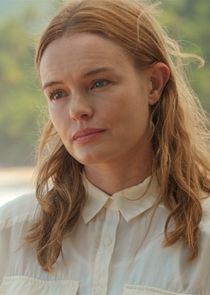Kate Bosworth
as K.C.