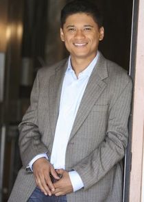 Jorge-Luis Pallo
as Marcelino Molina