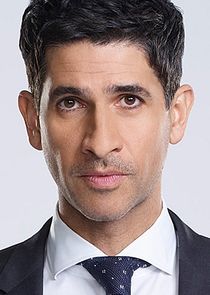 Raza Jaffrey
as Daniel Zain
