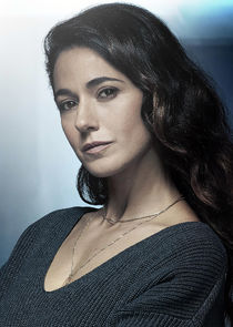 Emmanuelle Chriqui
as Dr. Lila Kyle