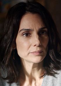 Annie Parisse
as Ellen Dawes