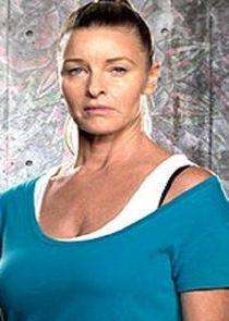 Tammy MacIntosh
as Karen 