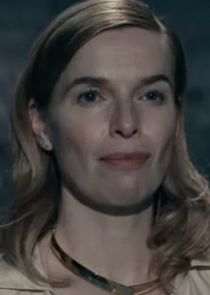 Thekla Reuten
as Jillian Salvius