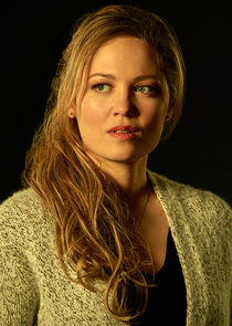 Erika Christensen
as Ali Petrovich