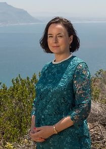 Amanda Drew
as Mary Markham