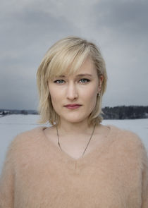 Thea Green Lundberg
as Line Wisting