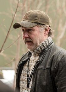 Mads Ousdal
as Nils Hammer