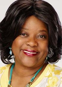 Loretta Devine
as Cynthia Carmichael