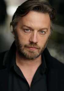 Andrew Whipp
as Richard Pole
