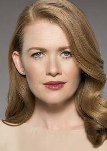 Mireille Enos
as Alice Vaughan