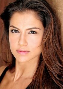 Catalina Denis
as Dr. Maria Benavidez