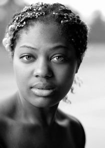 Bethan Mary-James
as Juliette