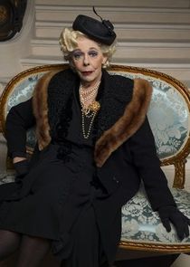 Frances de la Tour
as Yvette Sabine