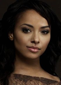 Kat Graham
as Bonnie Bennett