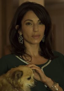 Aure Atika
as Sophie Alekan