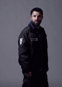 Guillaume Gouix
as Noah Dumont