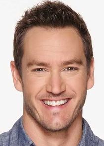 Mark-Paul Gosselaar
as Mitch