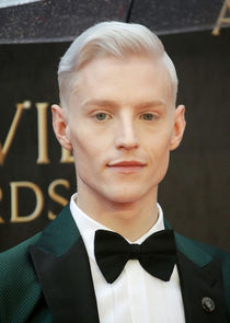 John McCrea
as DC Ryan Parsons