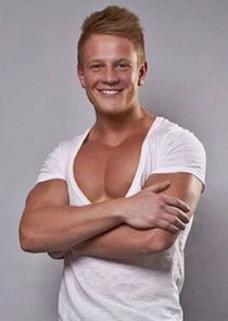 Aron Williams
as Aron Williams