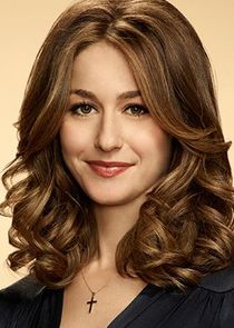 Kat Foster
as Lucinda Hobbes