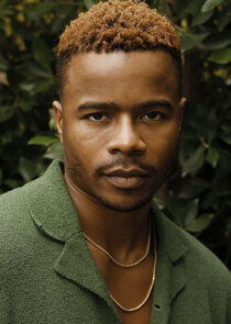 Marque Richardson II
as Mal Kennedy
