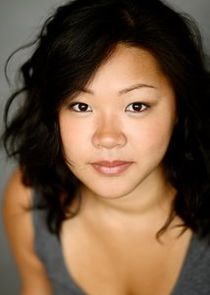 Jee Young Han
as Esti Nelson