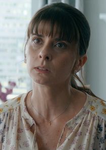 Jeanine Serralles
as Colleen Stearns