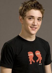 Kyle Gallner
as Cassidy 