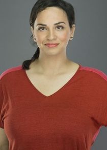 Aline Elasmar
as Shia