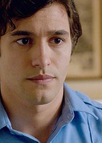 Alexander Koch
as Junior Rennie