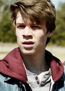 Colin Ford
as Joe McAlister