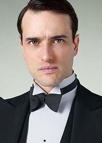 Ed Stoppard
as Sir Hallam Holland