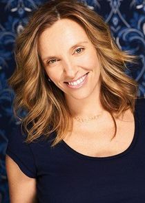 Toni Collette
as Tara Gregson