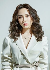 Francesca Corney
as Preeya