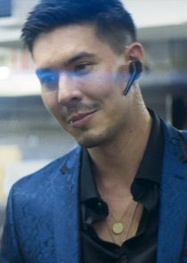 Lewis Tan
as Lu Xin Lee