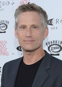 Reed Diamond
as Tom Macon