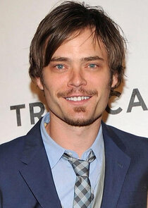 Christopher Backus
as Jeremiah Johnson