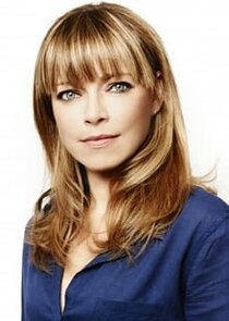 Sarah Alexander
as Zoe