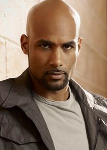 Boris Kodjoe
as Steven Bloom